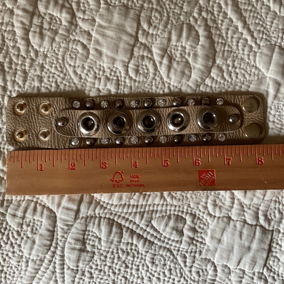 Designer Genuine Leather Stud/Rhinestone Tan silver metal Unisex Bracelet - Picture 9 of 13